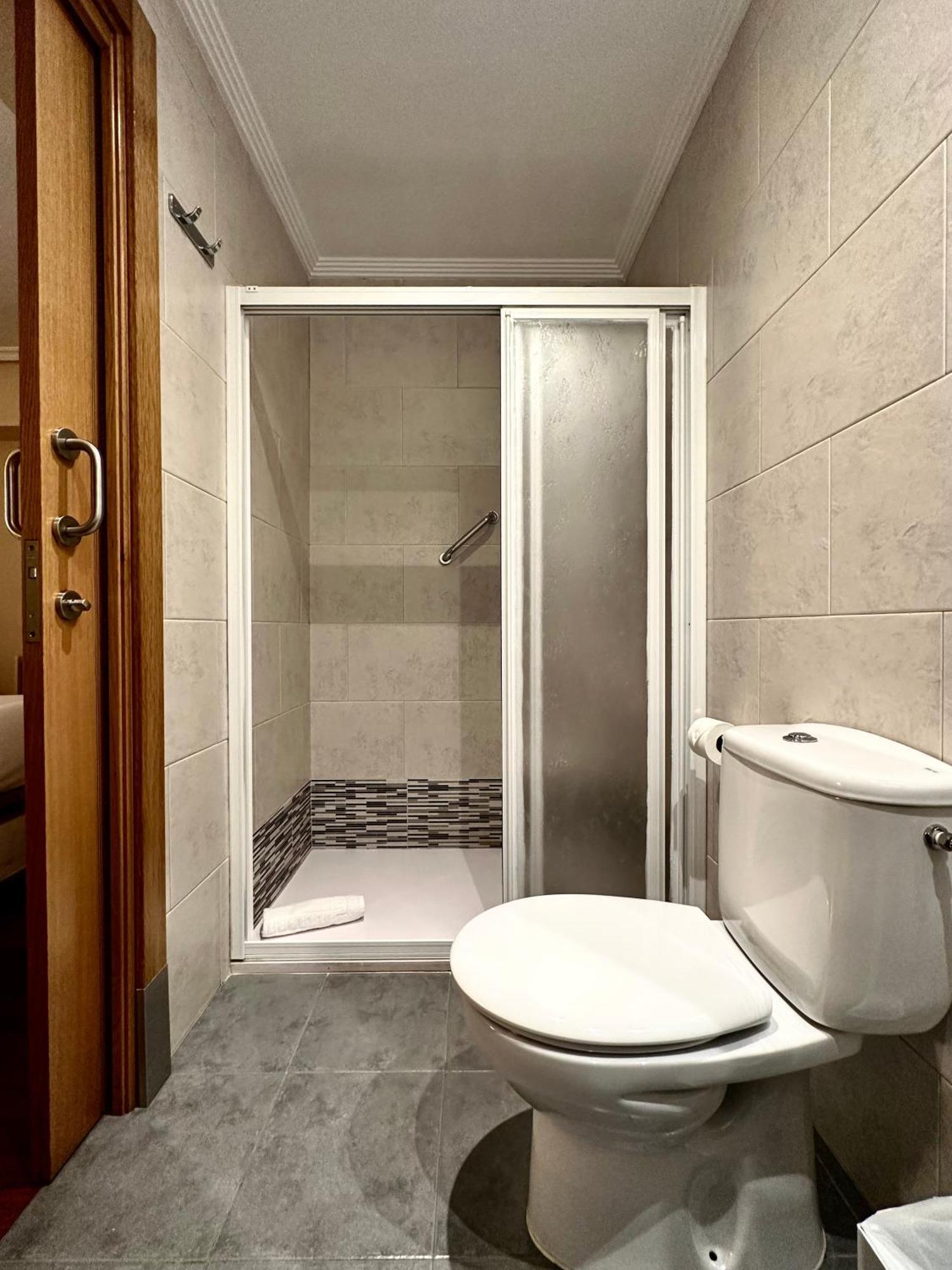 Pension Anoeta San Sebastian Exterior photo