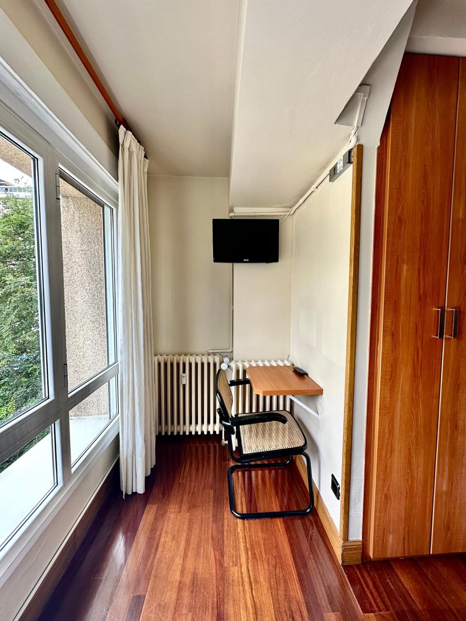 Pension Anoeta San Sebastian Exterior photo
